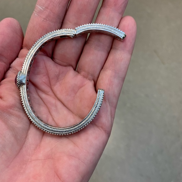 Judith Ripka SS and Amethyst bracelet - 6 1/4 - Picture 3 of 6